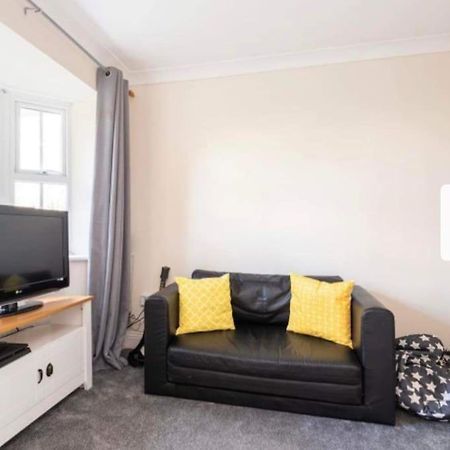 Beautiful Large Property, Sleeps 9 Walking Distance To The Sea , Beaches And Restaurants Fantastic Interior Lyme Regis Exteriör bild