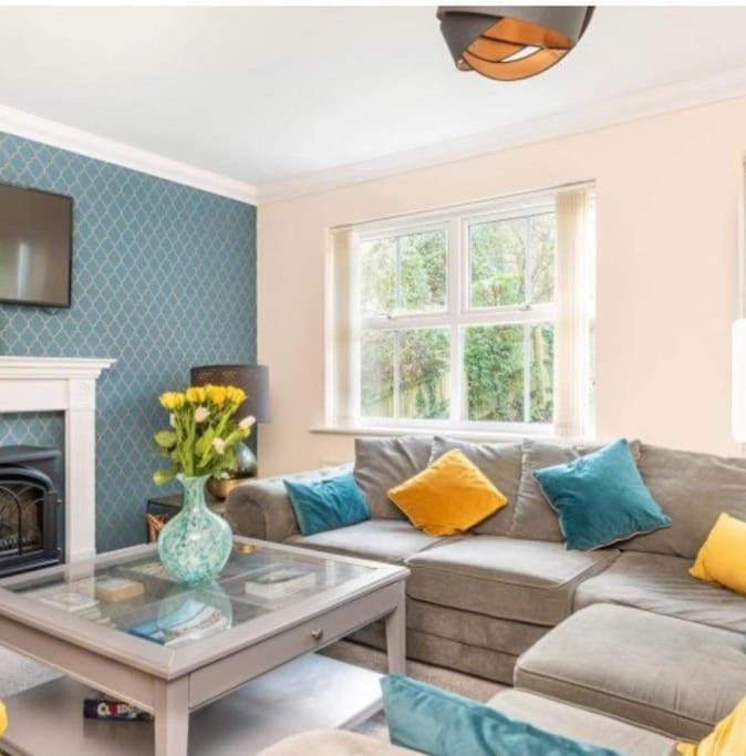 Beautiful Large Property, Sleeps 9 Walking Distance To The Sea , Beaches And Restaurants Fantastic Interior Lyme Regis Exteriör bild