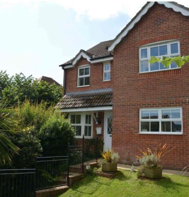 Beautiful Large Property, Sleeps 9 Walking Distance To The Sea , Beaches And Restaurants Fantastic Interior Lyme Regis Exteriör bild